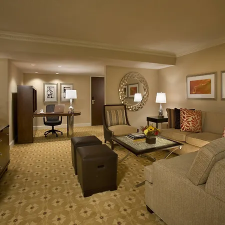 Toronto Airport Marriott Hotel-2
