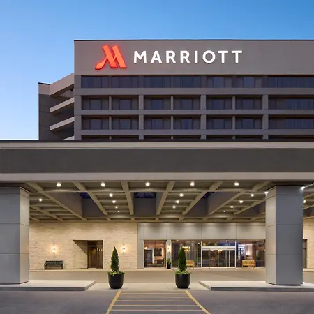 Toronto Airport Marriott Hotel-3